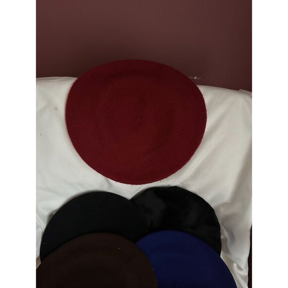 7 vintage berets Paris,France, Czechoslavakia, Amazing collection - Picture 2 of 10